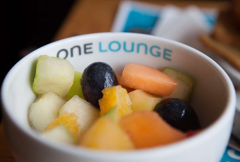 Motel One ماغديبورغ المطعم الصورة